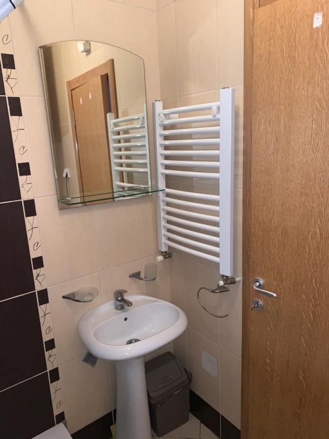 Mila Apartment Novi Sad Eksteriør billede