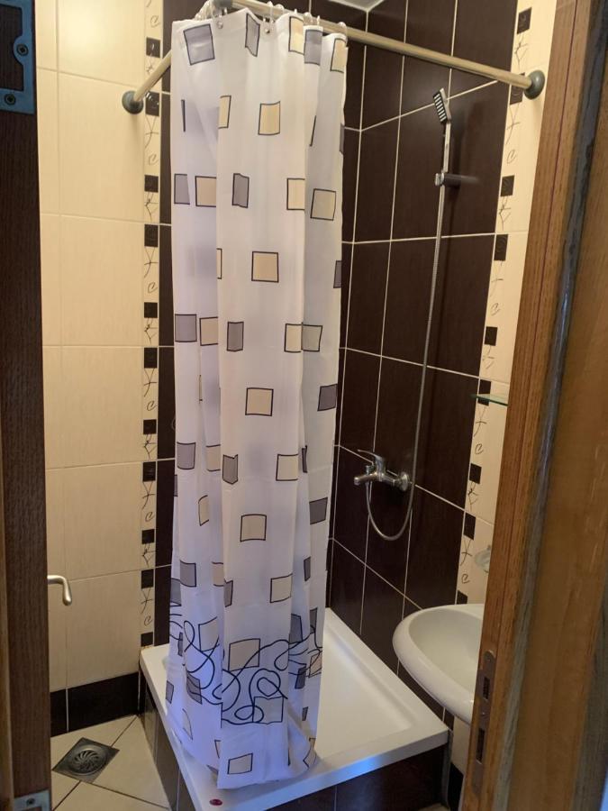 Mila Apartment Novi Sad Eksteriør billede