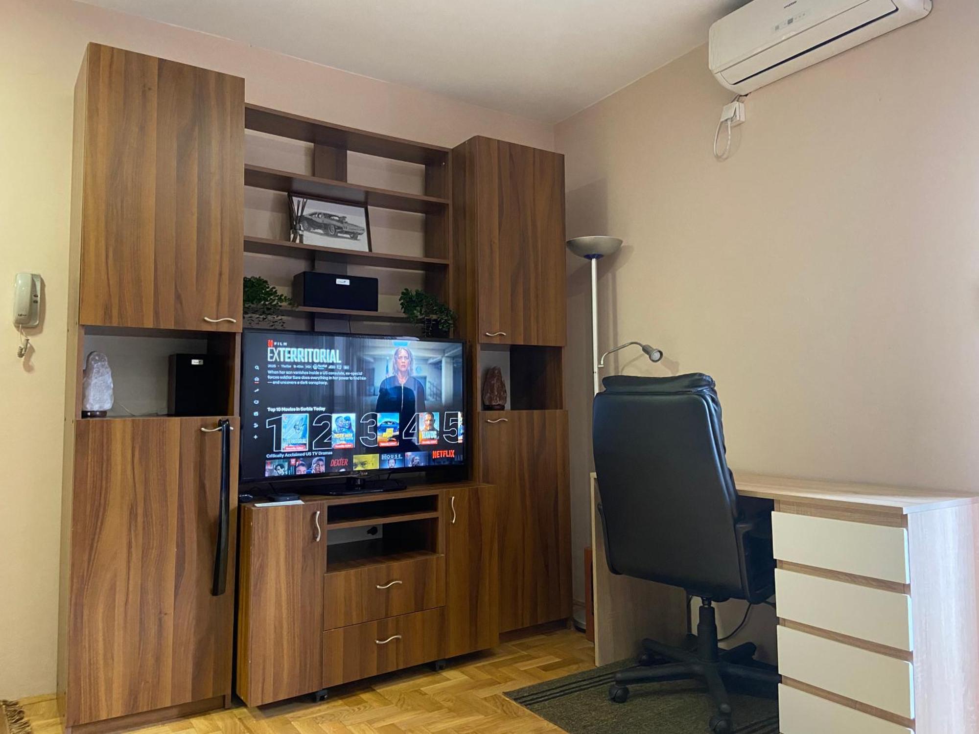 Mila Apartment Novi Sad Eksteriør billede